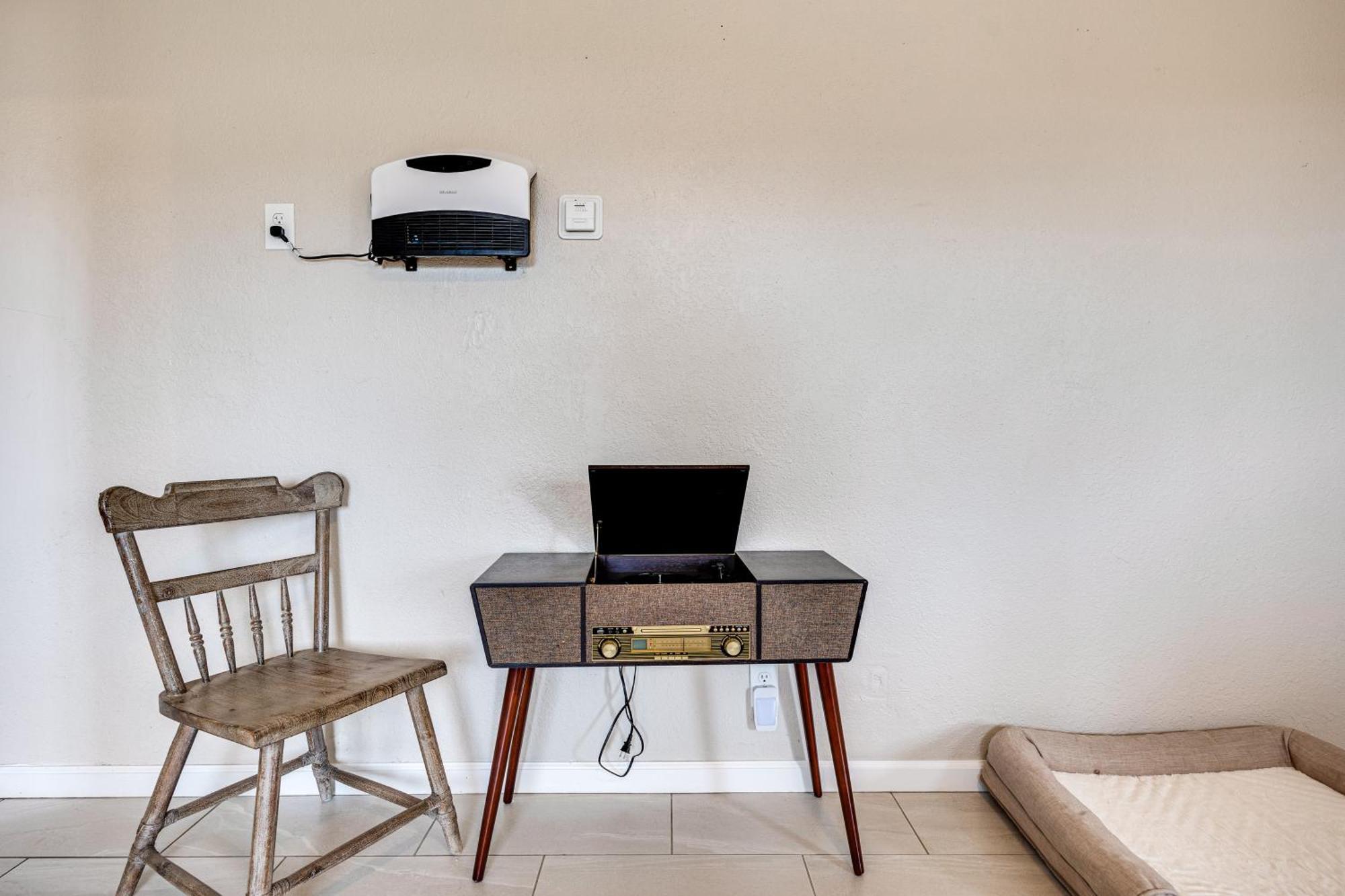 Convenient Joshua Tree Apartment - Walk To Town! ภายนอก รูปภาพ
