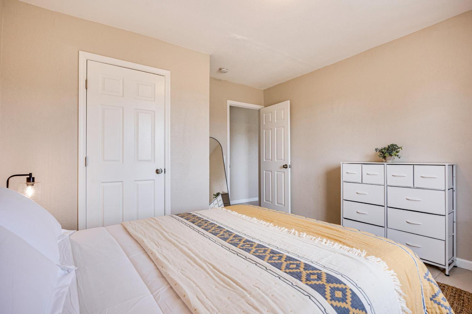 Convenient Joshua Tree Apartment - Walk To Town! ภายนอก รูปภาพ